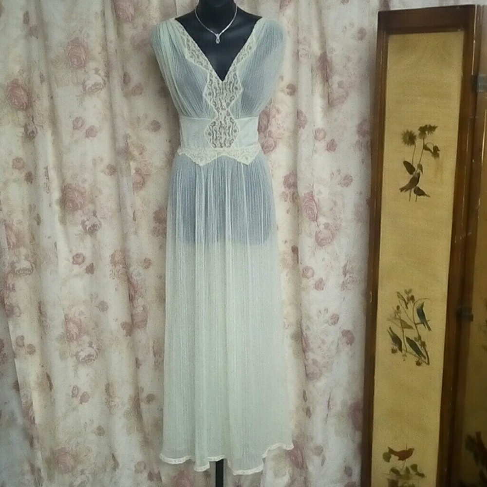 Vintage sheer mint green negligee mid century EUC
